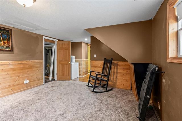 1405 S Vine Street, Holden, MO 64040