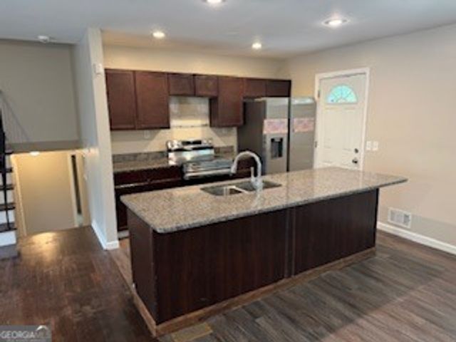 5385 Westford Circle, South Fulton, GA 30349