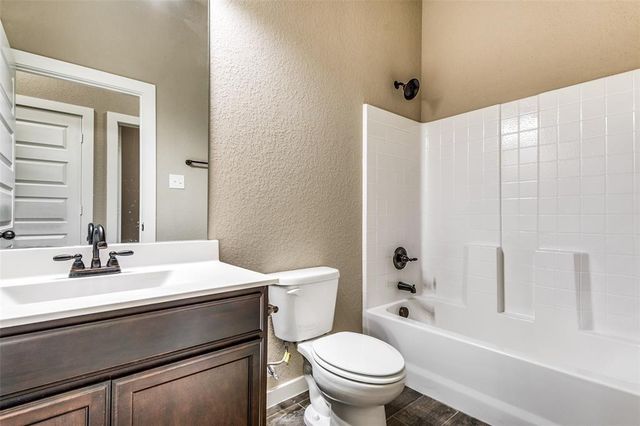 9709 Grosbeak Lane, Magnolia, TX 77354