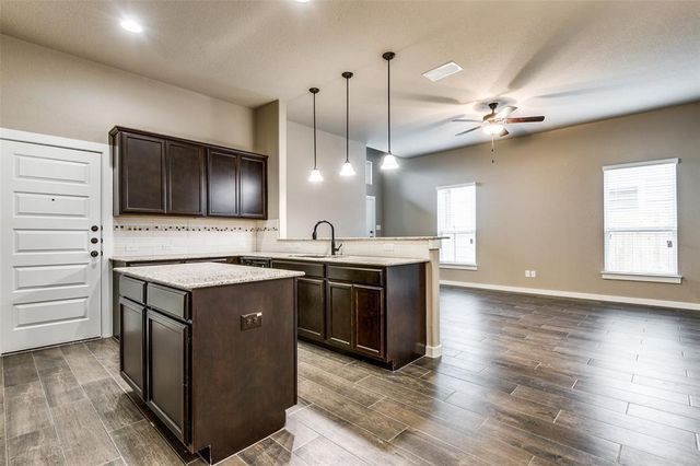 9709 Grosbeak Lane, Magnolia, TX 77354