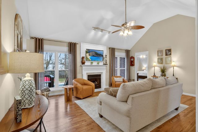 119 Thoroughbred Way, White House, TN 37188