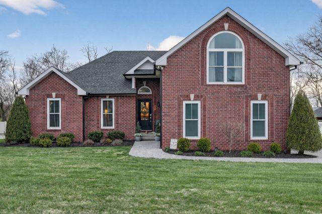 119 Thoroughbred Way, White House, TN 37188