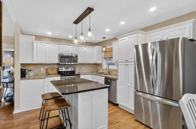 119 Thoroughbred Way, White House, TN 37188