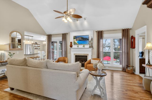 119 Thoroughbred Way, White House, TN 37188