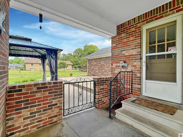 1506 Belmont Dr., Murray, KY 42071
