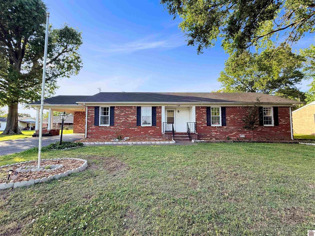 1506 Belmont Dr., Murray, KY 42071