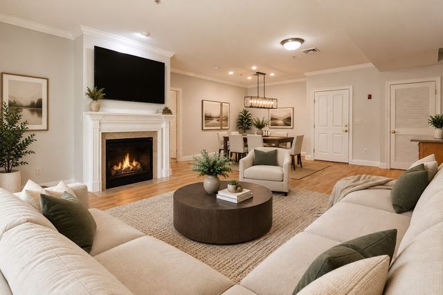 1 Lenox 111, Norwood, MA 02062