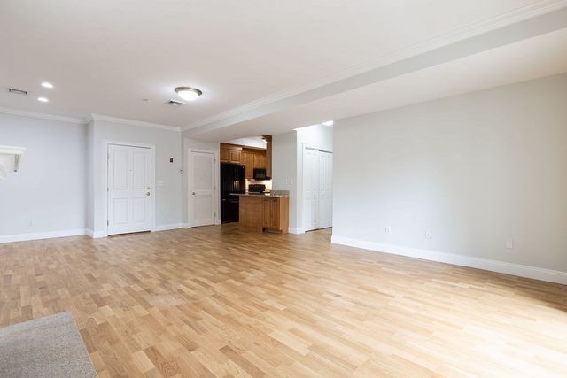 1 Lenox 111, Norwood, MA 02062