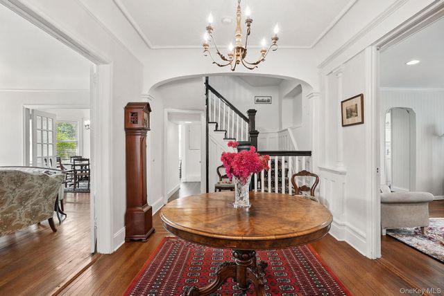 134 Old Mamaroneck Road, White Plains, NY 10605