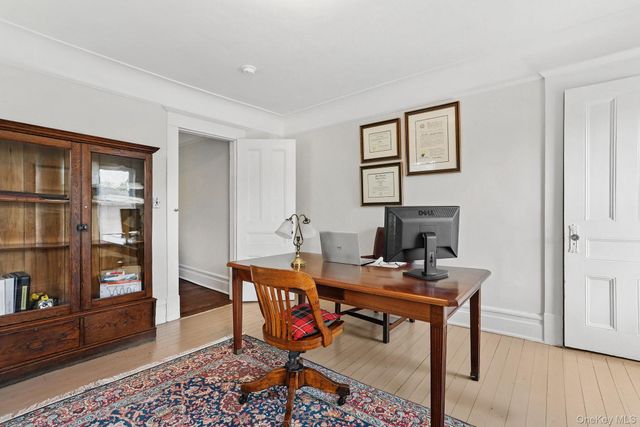 134 Old Mamaroneck Road, White Plains, NY 10605