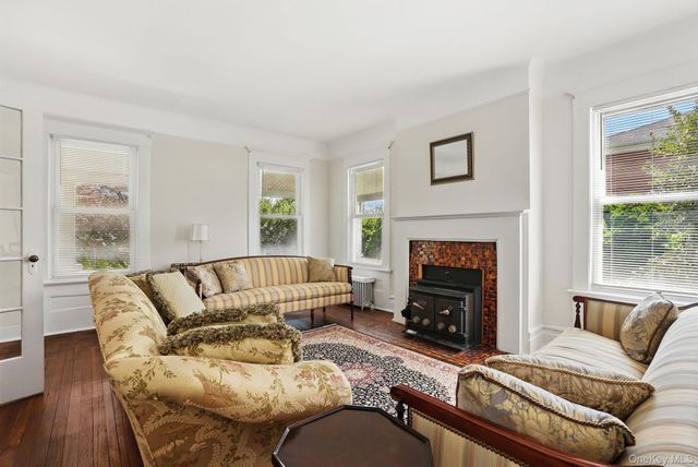 134 Old Mamaroneck Road, White Plains, NY 10605