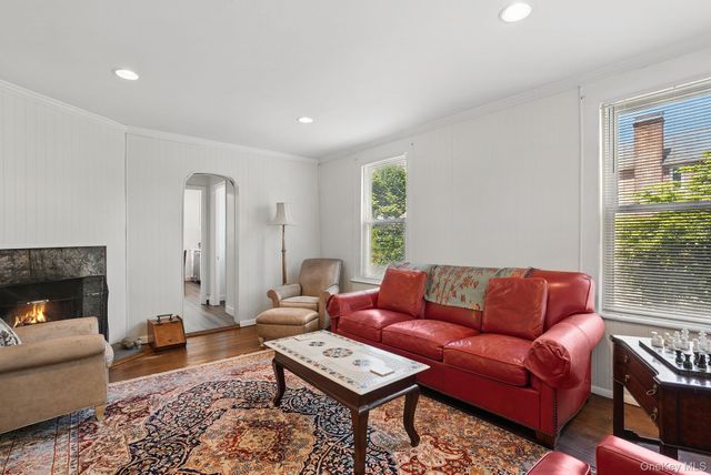 134 Old Mamaroneck Road, White Plains, NY 10605