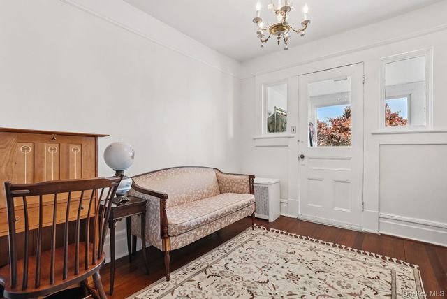 134 Old Mamaroneck Road, White Plains, NY 10605