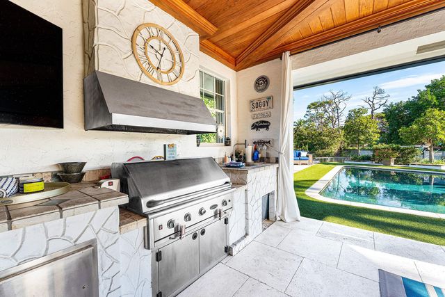 1403 Indian Road E, Lake Clarke Shores, FL 33406