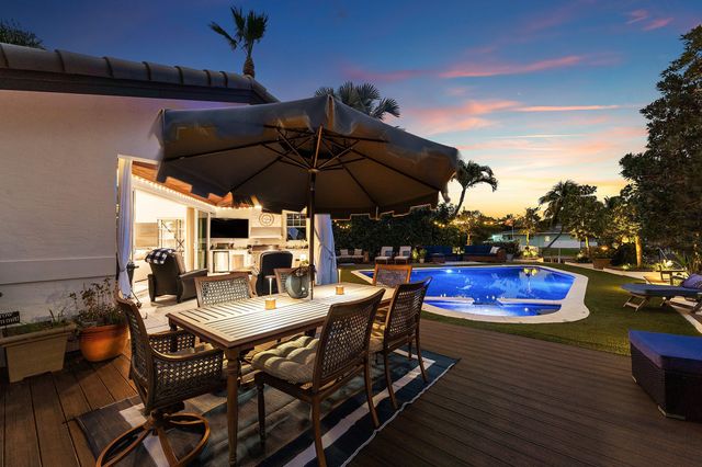 1403 Indian Road E, Lake Clarke Shores, FL 33406