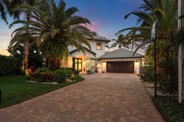 1403 Indian Road E, Lake Clarke Shores, FL 33406