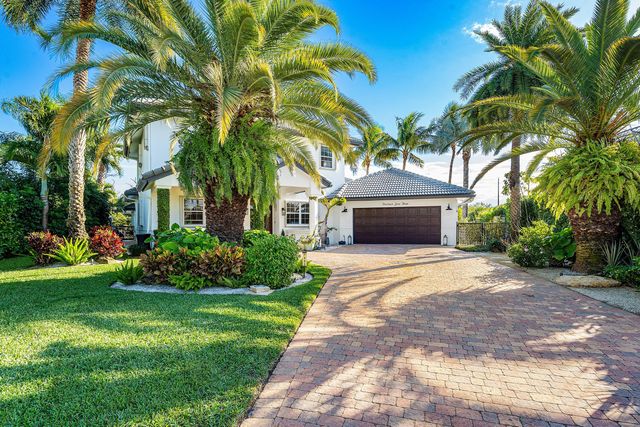 1403 Indian Road E, Lake Clarke Shores, FL 33406