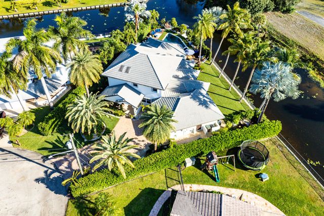 1403 Indian Road E, Lake Clarke Shores, FL 33406