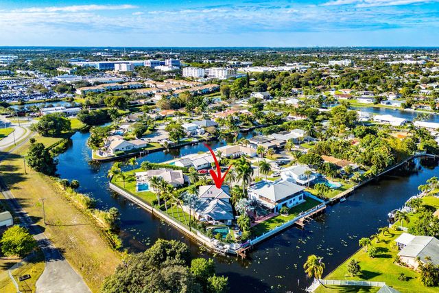 1403 Indian Road E, Lake Clarke Shores, FL 33406