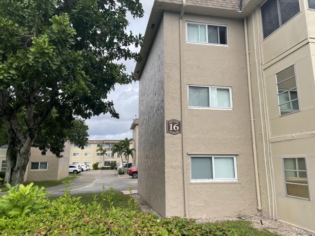 705 Lori Drive 315, Palm Springs, FL 33461