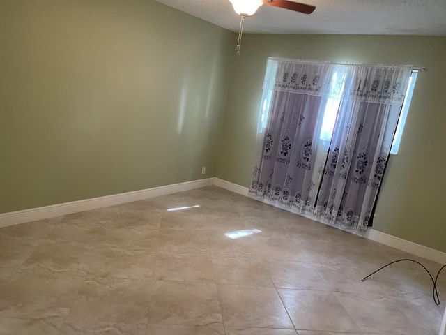 705 Lori Drive 315, Palm Springs, FL 33461