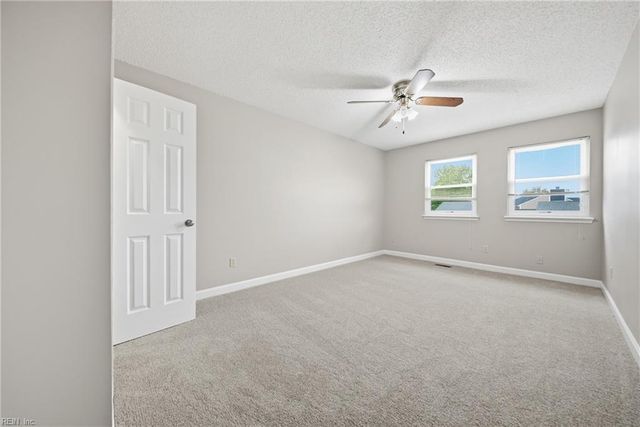 880 Riverbend RD, Virginia Beach, VA 23452