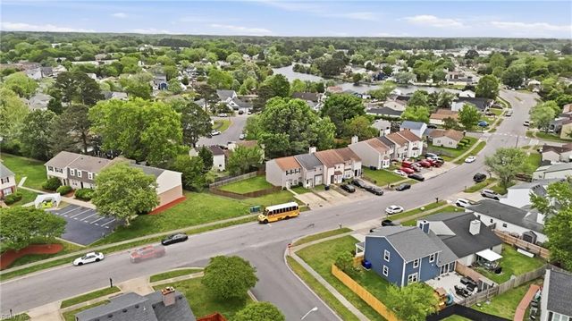 880 Riverbend RD, Virginia Beach, VA 23452