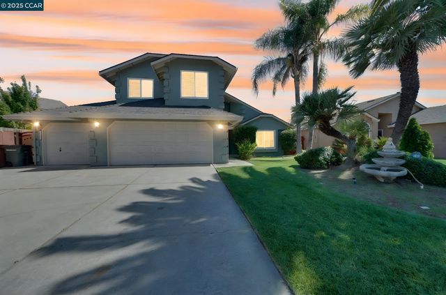 1210 Snow Ridge Ct, Modesto, CA 95351