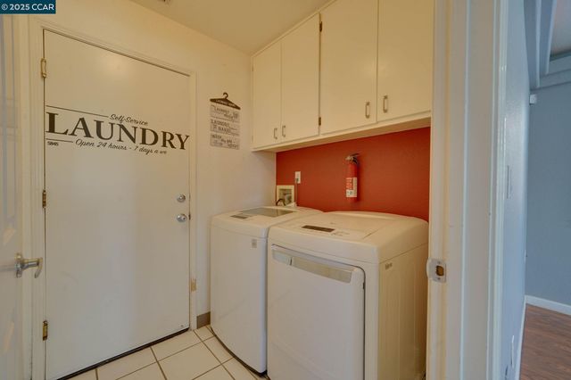 1210 Snow Ridge Ct, Modesto, CA 95351