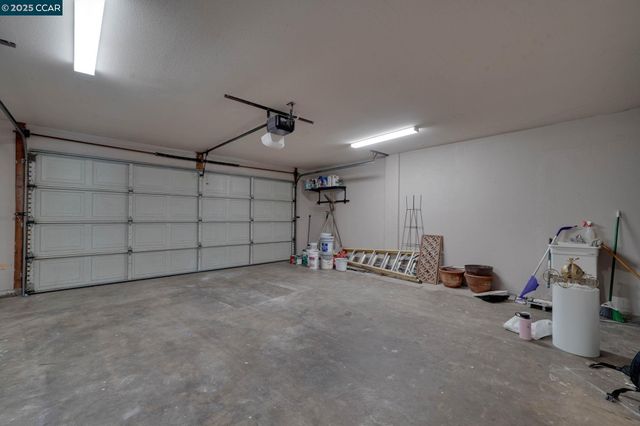 1210 Snow Ridge Ct, Modesto, CA 95351