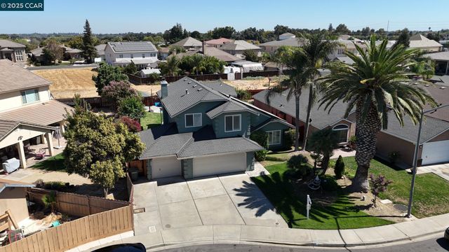 1210 Snow Ridge Ct, Modesto, CA 95351