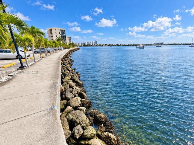 2905 Point East Drive L102, Aventura, FL 33160