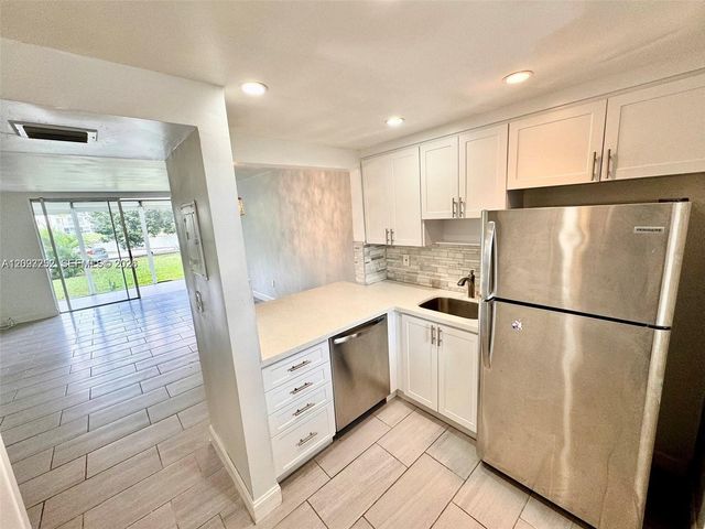 2905 Point East Drive L102, Aventura, FL 33160