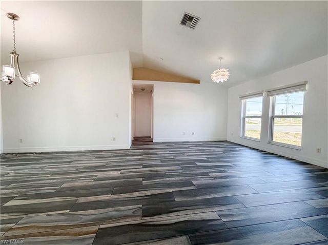 102 43rd LN, Cape Coral, FL 33904