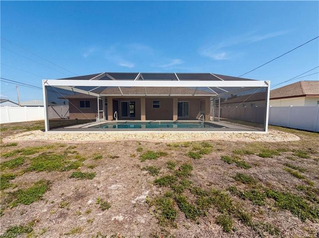 102 43rd LN, Cape Coral, FL 33904