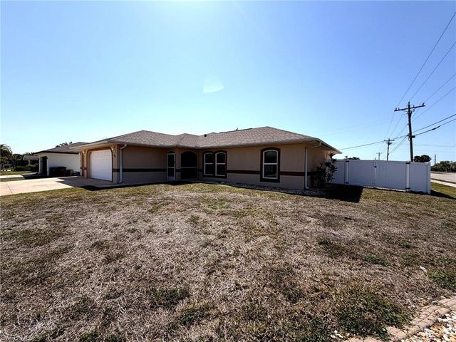 102 43rd LN, Cape Coral, FL 33904