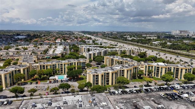 11790 SW 18th St 524-3, Miami, FL 33175