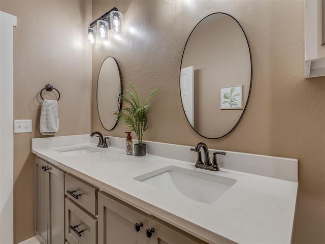 1781 Porter Street, Guthrie, OK 73044