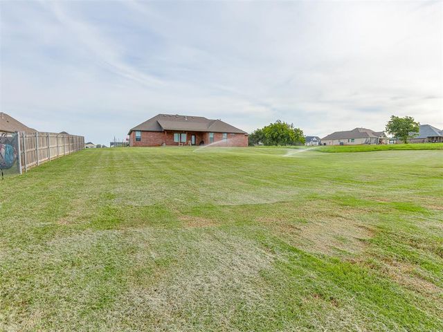 1781 Porter Street, Guthrie, OK 73044