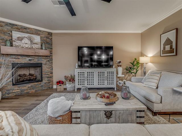 1781 Porter Street, Guthrie, OK 73044