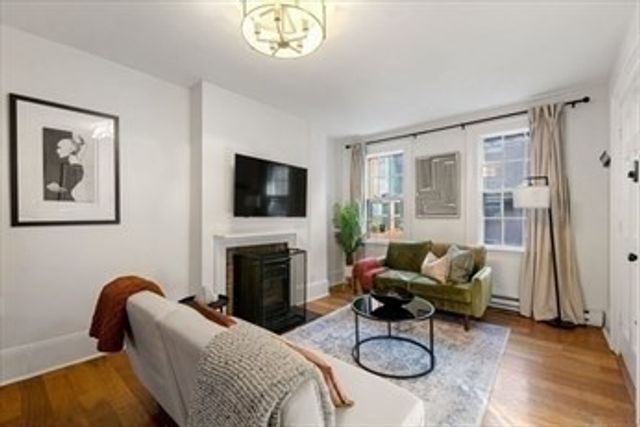 102 Revere 1, Boston, MA 02114