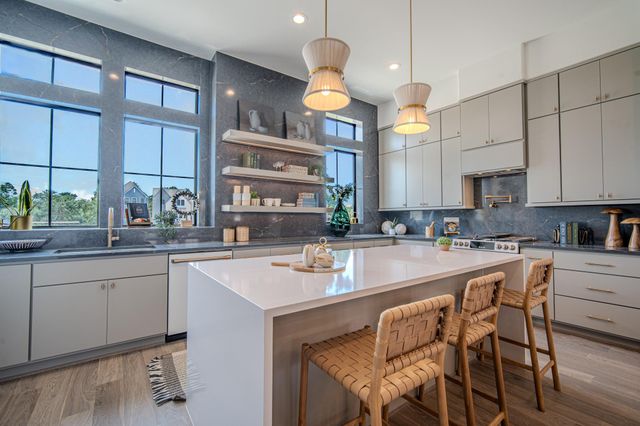 1715 Bologna Lane, Houston, TX 77055