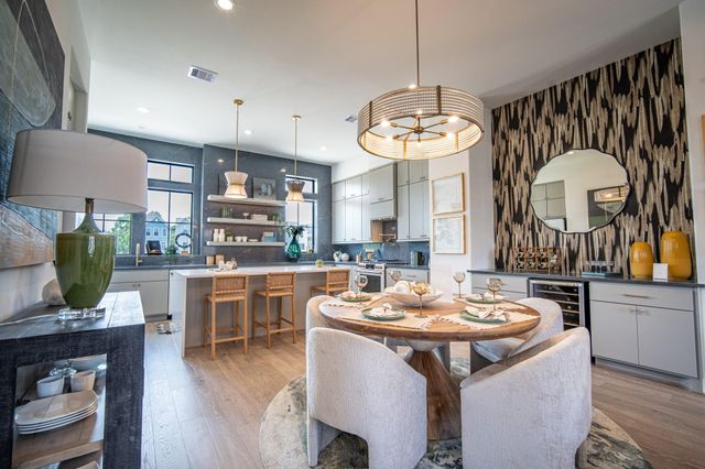 1715 Bologna Lane, Houston, TX 77055