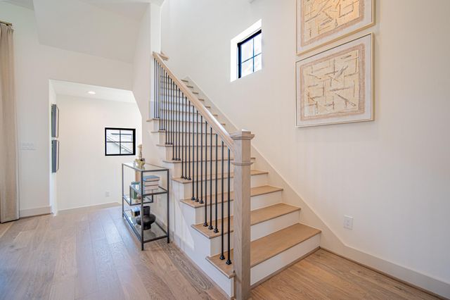 1715 Bologna Lane, Houston, TX 77055