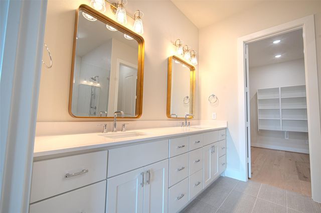 1715 Bologna Lane, Houston, TX 77055