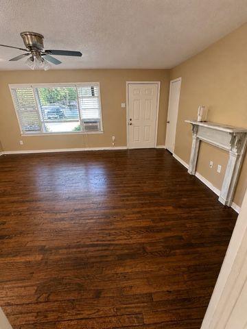 1806 Austin Drive, Kaufman, TX 75142