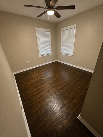 1806 Austin Drive, Kaufman, TX 75142