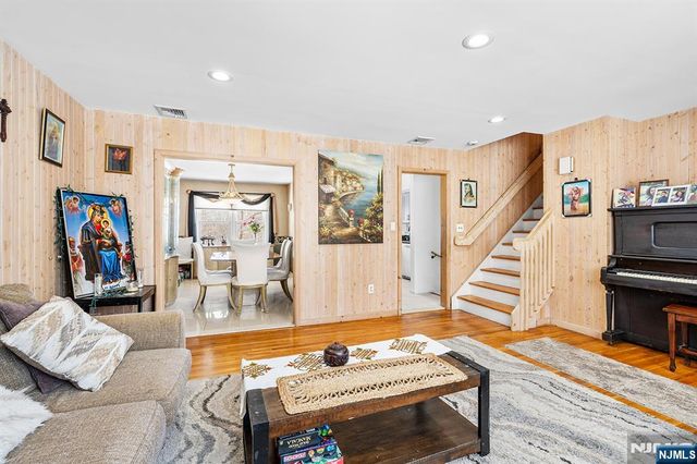 406 Kinderkamack Road, River Edge, NJ 07661