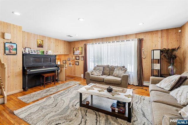 406 Kinderkamack Road, River Edge, NJ 07661