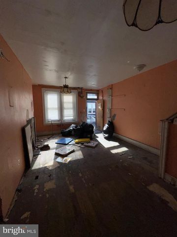 2540 N GRATZ ST, Philadelphia, PA 19132